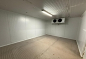 280m² entrepôt industriel pour vente à Pilas, Calle Herreros photo