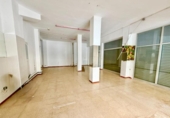 Local comercial en venta con 166m² en Palma, en la zona de es Camp Redó, Carrer Cotlliure foto
