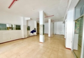Local comercial en venta con 166m² en Palma, en la zona de es Camp Redó, Carrer Cotlliure foto