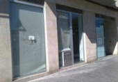 296m² commercial premises for sale in Leganés, Avenida Universidad photo