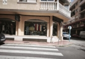 Local comercial en venta con 250m² en Torrevieja, Calle del Mar Báltico foto
