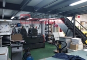 Nave Industrial en venta con 281m² en San Fernando de Henares, Calle de las Américas foto