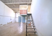 185m² warehouse industrial for sale in Elche, photo