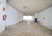 185m² warehouse industrial for sale in Elche, photo