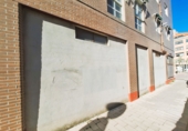 100m² locaux commerciaux pour vente à Valladolid, dans le quartier de La Rubia, Carretera Rueda, 61 photo
