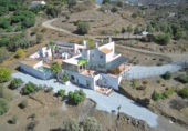 Hotel
en venda
amb 381m² a Cómpeta foto