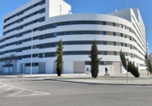 156m² locaux commerciaux pour location à Séville, dans le quartier de Torreblanca photo