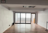 133m² office for sale in Bilbao, Calle Luis Briñas photo