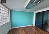 133m² office for sale in Bilbao, Calle Luis Briñas photo