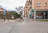 46m² locaux commerciaux pour vente à Grenade, dans le quartier de Villa Argaz, Calle Belén Sarraga photo
