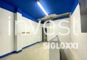 328m² commercial premises for sale in Barcelona, in the area of Les Corts, Carrer de Caballero photo
