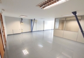 Oficina
en lloguer
amb 90m² a Vitòria, a la zona de Eixample foto