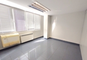 Oficina
en lloguer
amb 90m² a Vitòria, a la zona de Eixample foto