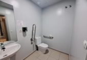 Local comercial en venta con 200m² en Chiclana de la Frontera foto