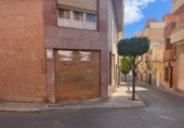 Local comercial
en venda
amb 214m² a Crevillent foto