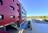 58m² bureau pour vente à Séville, Calle Platino photo