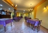 Local comercial en venta con 130m² en Puerto de la Cruz foto