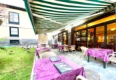 Local comercial en venta con 130m² en Puerto de la Cruz foto