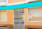 180m² locaux commerciaux pour vente à San Pedro del Pinatar, Calle Doctor Ferrero Velasco photo