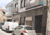280m² commercial premises for sale in Monóvar, Calle Torre photo