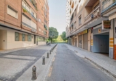 472m² commercial premises for sale in Granada, Calle Santa Rita photo