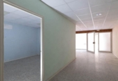Local comercial en venta con 305m² en Tarrasa, Carrer de Faraday foto