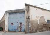 1337m² warehouse industrial for sale in Marchena, Calle Amargura photo