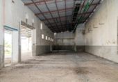 1337m² warehouse industrial for sale in Marchena, Calle Amargura photo