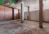 147m² commercial premises for sale in Granada, in the area of Campus, Calle Santa Adela photo