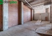 147m² commercial premises for sale in Granada, in the area of Campus, Calle Santa Adela photo