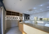 65m² commercial premises for rent in Barcelona, in the area of Les Corts, Carrer de Dolors Masferrer i Bosch photo