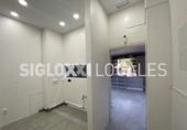 65m² commercial premises for rent in Barcelona, in the area of Les Corts, Carrer de Dolors Masferrer i Bosch photo