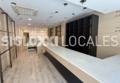 215m² locaux commerciaux pour location à Barcelone, dans le quartier de la Vila de Gràcia, Travessera de Gràcia photo