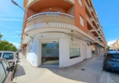 Local comercial
en venda
amb 120m² a Alzira, Calle de la Virgen de Lluch foto