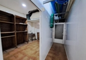 Local comercial
en venda
amb 120m² a Alzira, Calle de la Virgen de Lluch foto