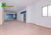 Local comercial
en venda
amb 179m² a Dúrcal, Calle Ángel Ganivet foto