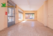 Local comercial
en venda
amb 179m² a Dúrcal, Calle Ángel Ganivet foto