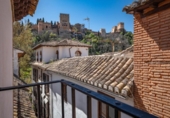 Edificio en venta con 439m² en Granada, en la zona de Realejo Alto foto