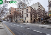 44m² commercial premises for sale in Granada, photo