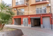 Local comercial en venta con 184m² en Villena, Plaza Pascual Domenech foto