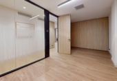 Oficina en alquiler con 20m² en Sevilla, en la zona de Los Remedios foto