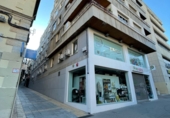 Local comercial en alquiler con 480m² en Jaén foto