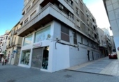 Local comercial en alquiler con 480m² en Jaén foto