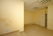 Local comercial en venta con 134m² en Valdemoro foto