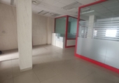 Local comercial en venta con 134m² en Valdemoro foto