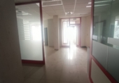 Local comercial en venta con 134m² en Valdemoro foto