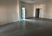 Oficina en venta con 241m² en Madrid, en la zona de Villaverde Alto foto