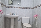 Local comercial en alquiler con 65m² en Jaén foto