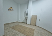 Local comercial en alquiler con 65m² en Jaén foto