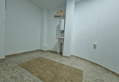 Local comercial en alquiler con 65m² en Jaén foto